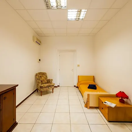 Guesthost - Cozy Liberty Flat X3 Close To The Sea Apartment